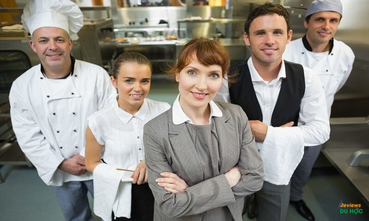Cơ hội việc làm cao tại tất cả các ngành nghề